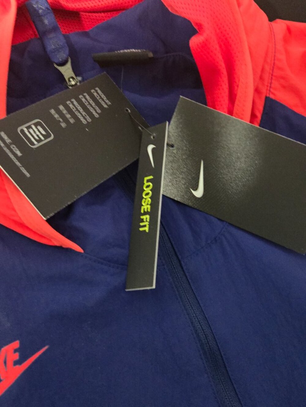 🏷️ Nike USA Soccer Windrunner Jacket Women's Medium NWT Full Zip Hooded Team US - Picture 6 of 10